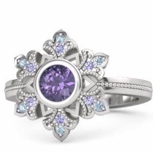 Gemvara snowflake ring sz 6.5 gemstone silver
